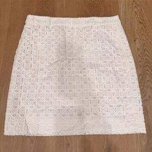 Elegant White Lace Skirt